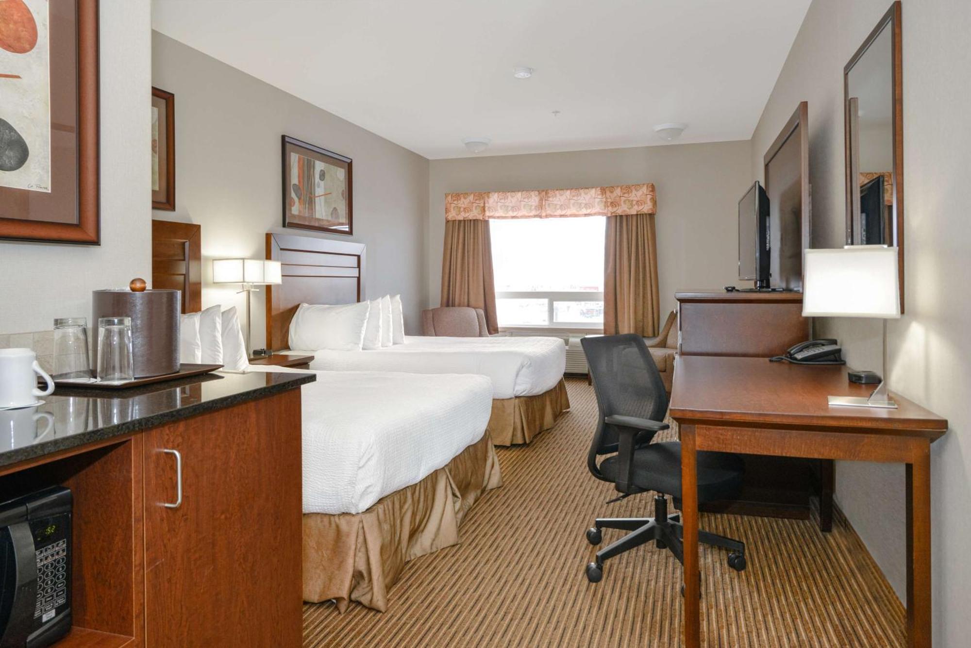 Coast Weyburn Hotel Zewnętrze zdjęcie